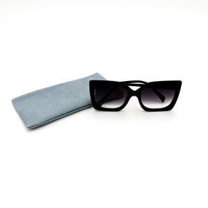 Otra Dynasty Matte Black Cat-Eye Sunglasses New without Tags
